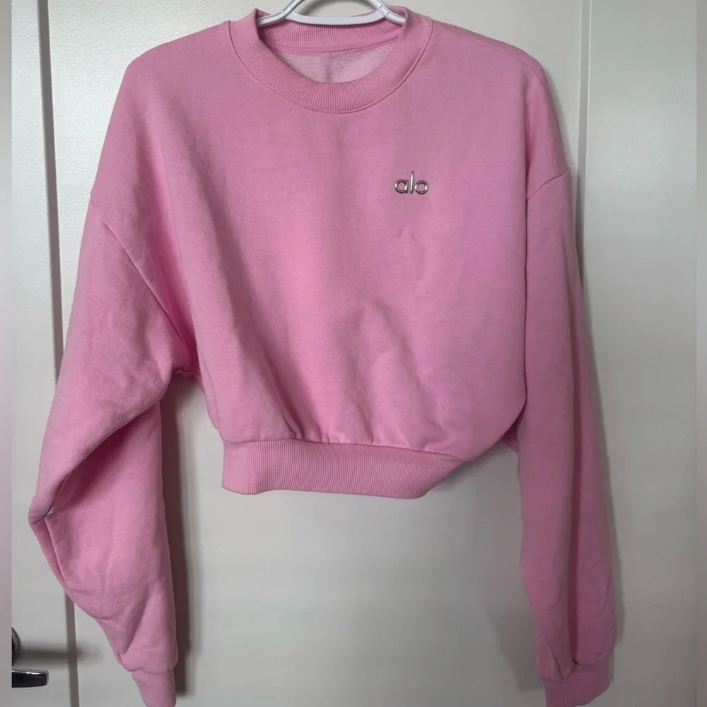 ALO Yoga Pink Women's Cropped Sweatshirt, rare sweet pink - Picture 9 of 9